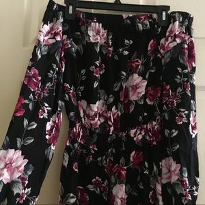 Off the Shoulder Floral Romper ✨
